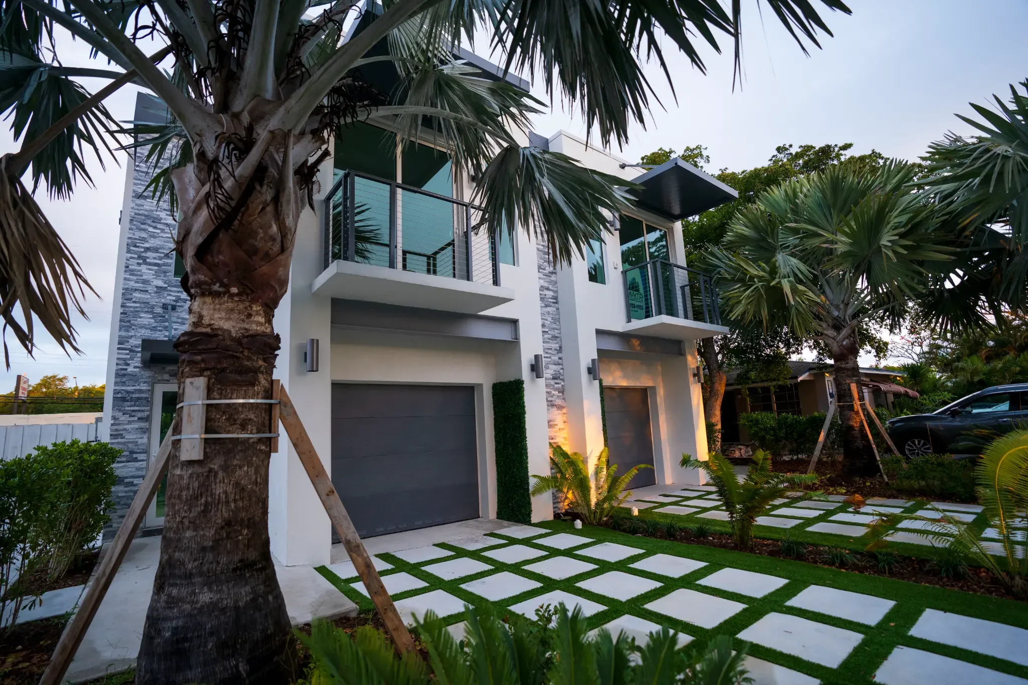 Medina Duplex exterior built by Danto Builders