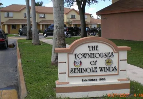 Seminole Winds Townhomes entry sign, Hollywood, Florida